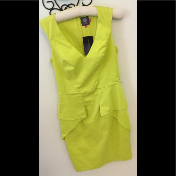 Vince Camuto Dresses & Skirts - NWT Vince Camuto Sleeveless Dress